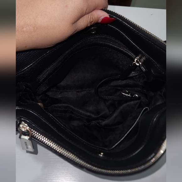 Michael Kors crossbody bag - Picture 10 of 13